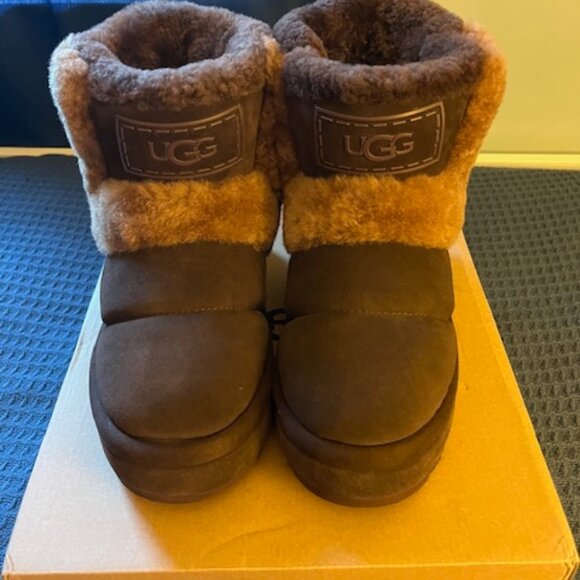 UGG Chillapeak Platform Boots | Women’s Size 7 | Chestnut | New in Box - Picture 8 of 8